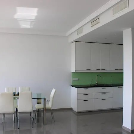 Magnificent Flat Close To The Casino Of Puerto Banus