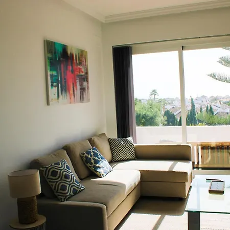Magnificent Flat Close To The Casino Of Puerto Banus *