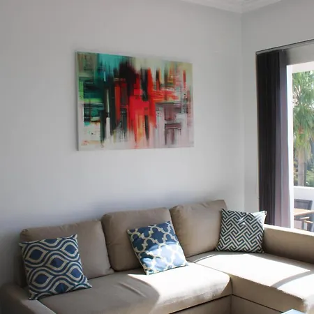 Apartment Magnificent Flat Close To The Casino Of Puerto Banus