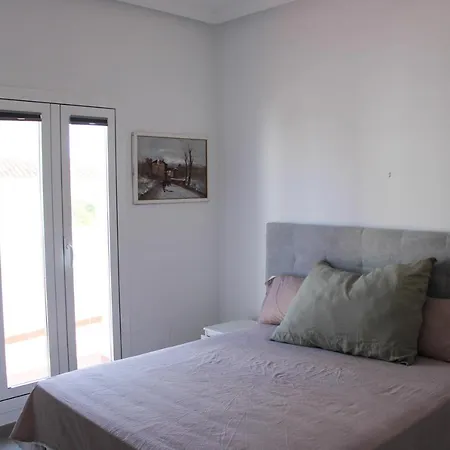 Magnificent Flat Close To The Casino Of Puerto Banus *